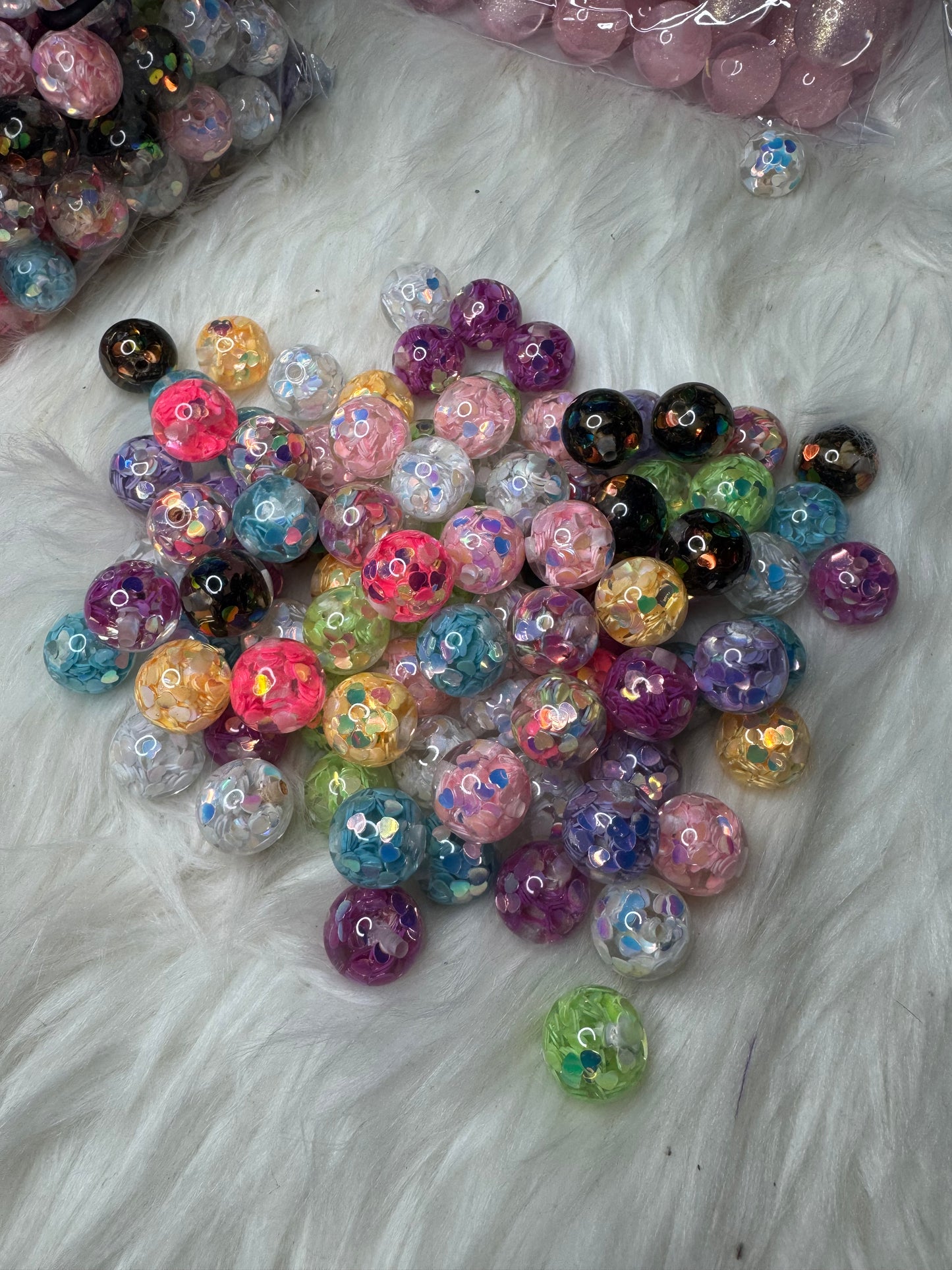 heart glitter beads