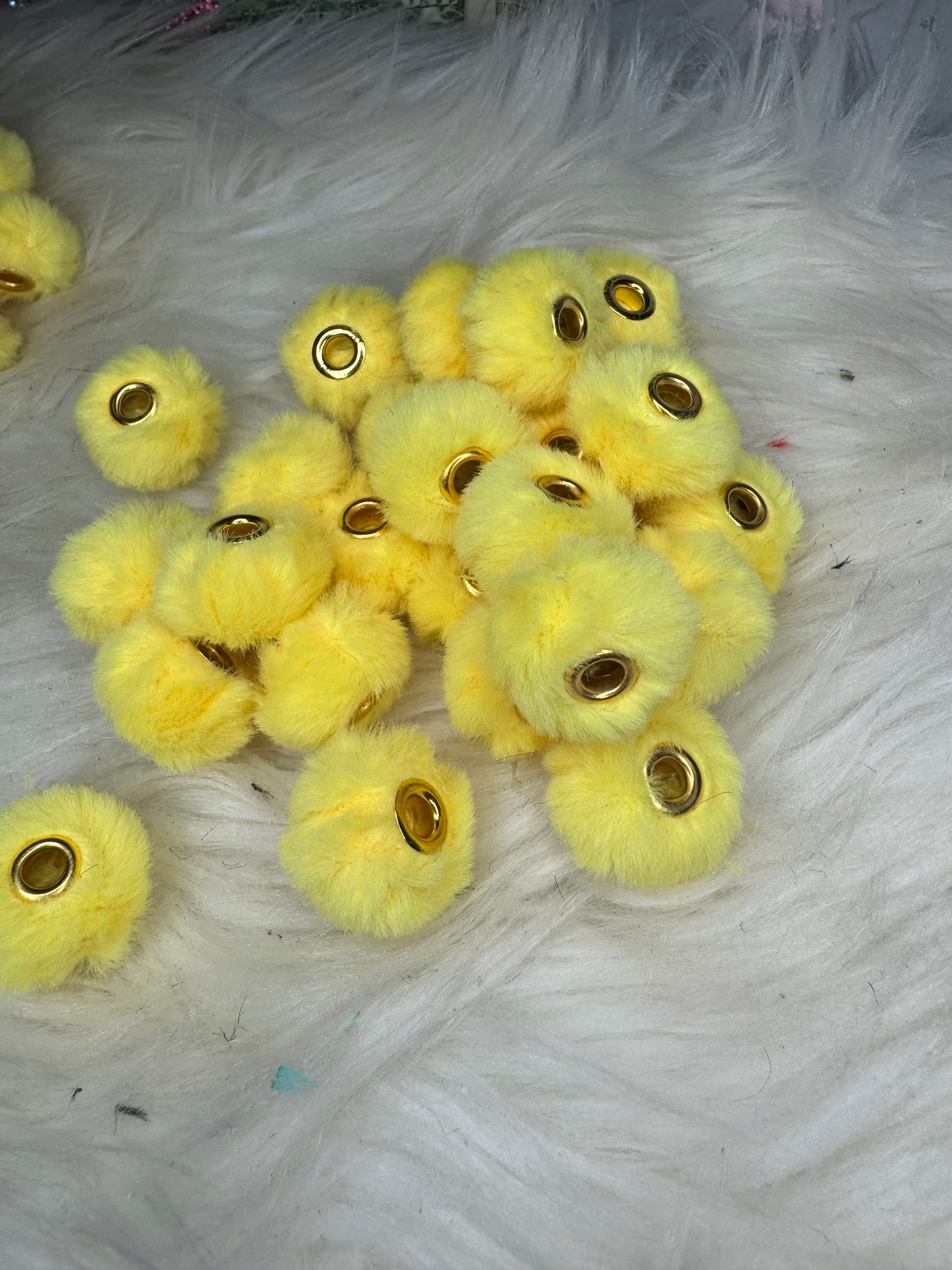 Fluffy spacers