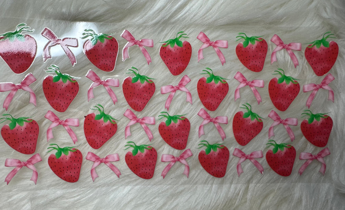 Strawberry uvdtf