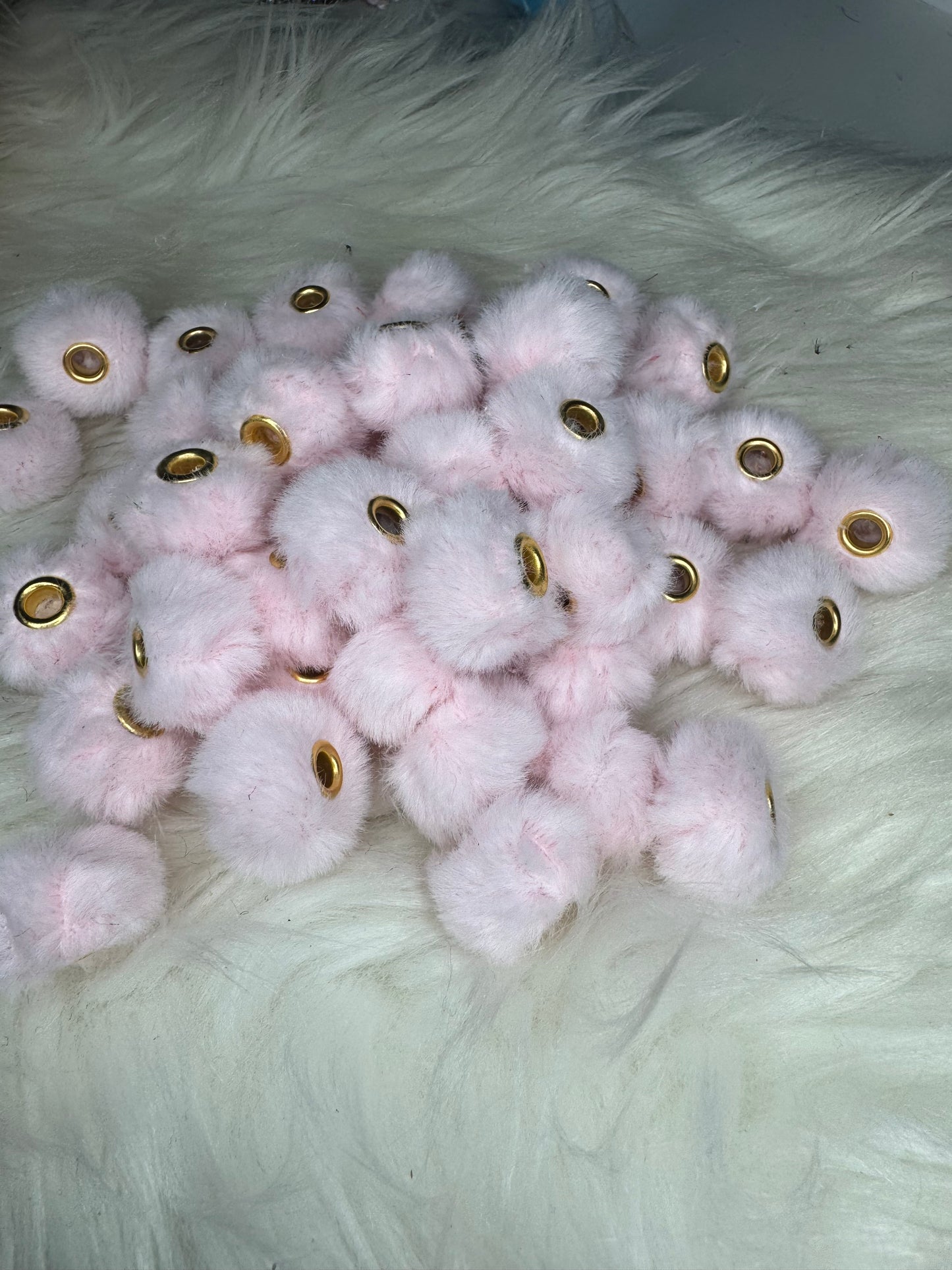 Fluffy spacers